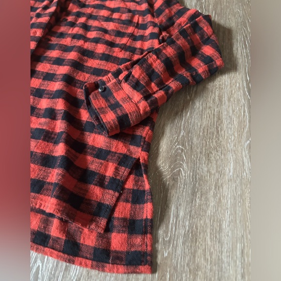 Madewell Flannel Button up - Picture 2 of 5